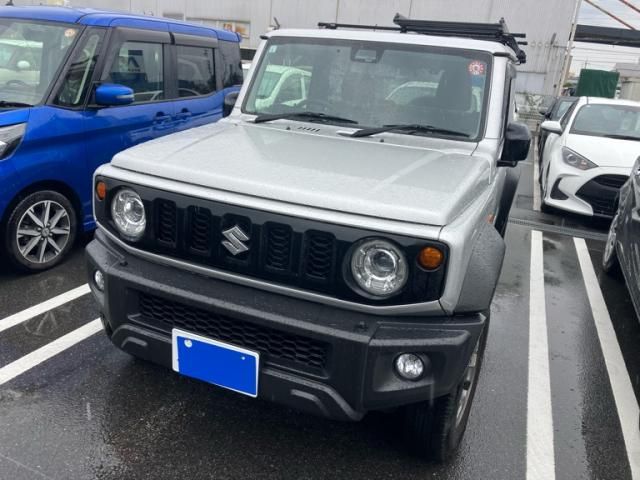 SUZUKI / JIMNY SIERRA