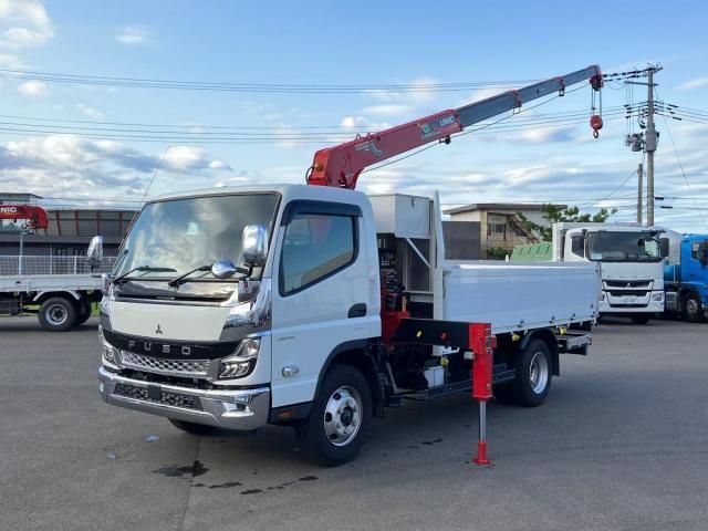 Japanese used car Ref# 1609914 MITSUBISHI / CANTER