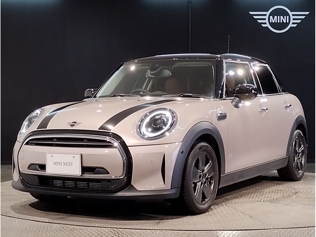 Japanese used car Ref# 1610026 BMW / MINI COOPER 5DOOR