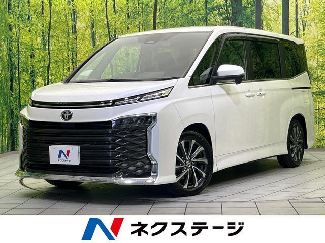 TOYOTA / VOXY
