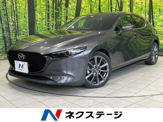 Japanese used car Ref# 1610042 MAZDA / MAZDA3 FASTBACK