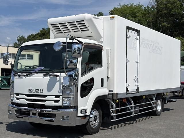 Japanese used car Ref# 1610178 ISUZU / FORWARD