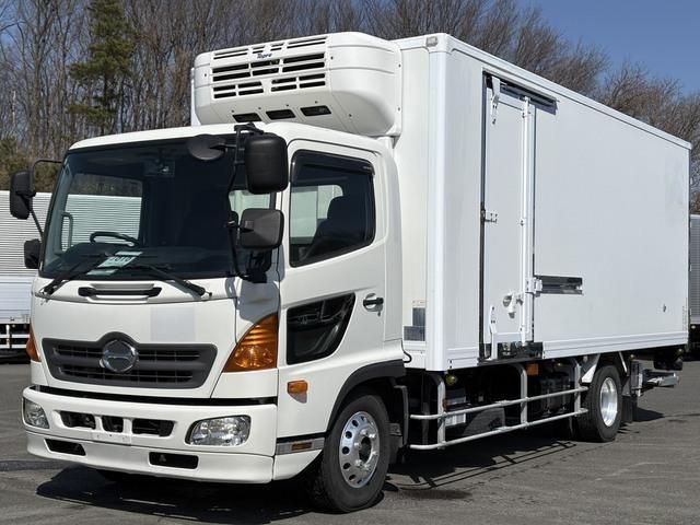 Japanese used car Ref# 1610184 HINO / RANGER