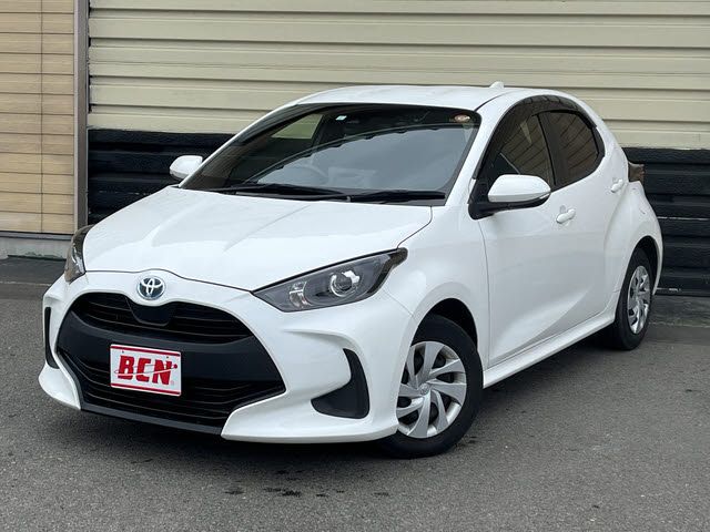 Japanese used car Ref# 1610215 TOYOTA / YARIS HYBRID