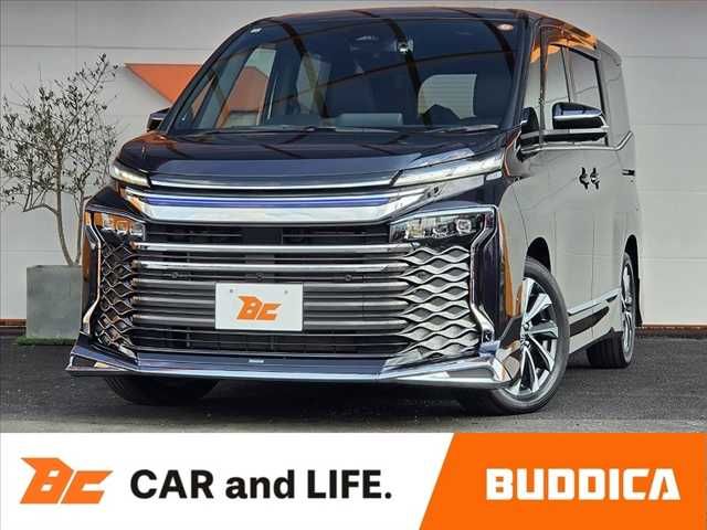TOYOTA / VOXY HYBRID
