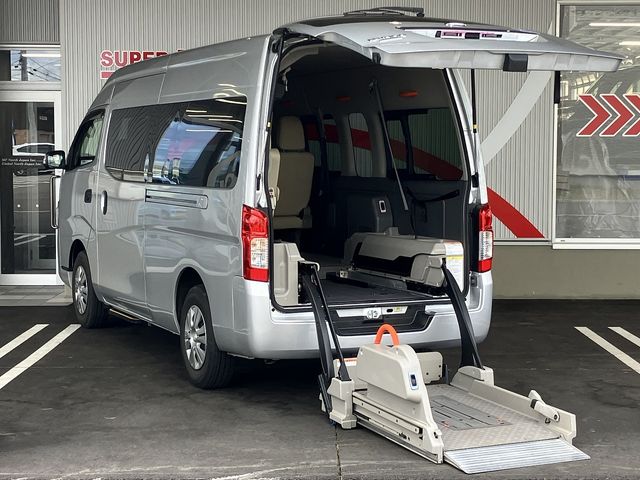 NISSAN / NV350 CARAVAN 4WD