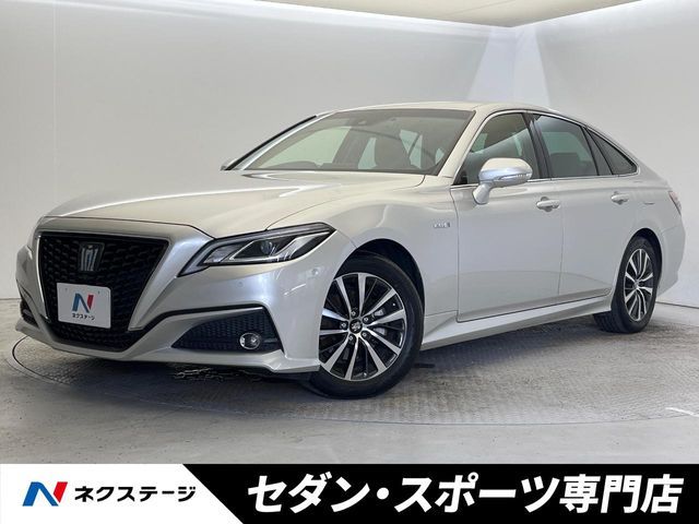 TOYOTA / CROWN sedan hybrid