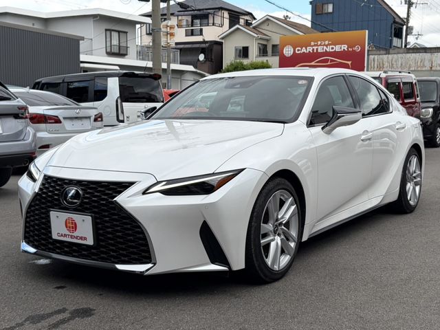 TOYOTA / LEXUS IS300h