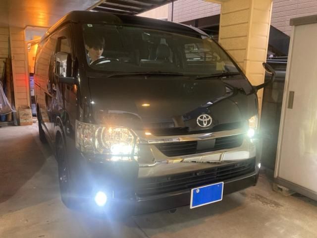 TOYOTA / HIACE van 4WD