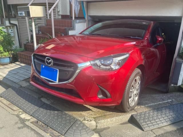 MAZDA / DEMIO