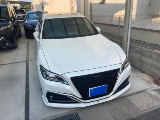 TOYOTA / CROWN sedan hybrid
