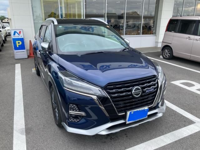 NISSAN / KICKS