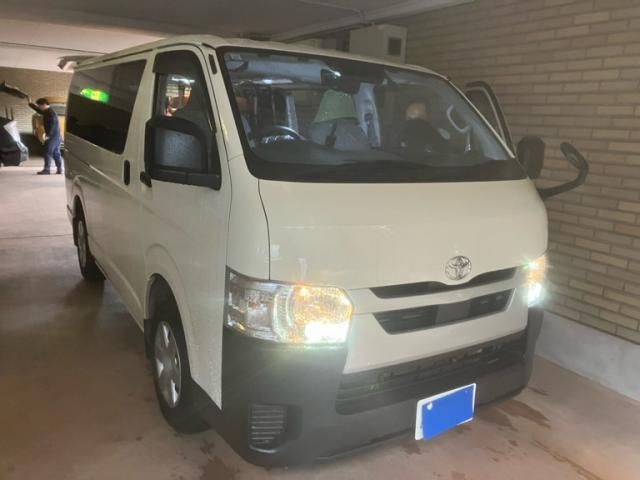 TOYOTA / HIACE van 2WD