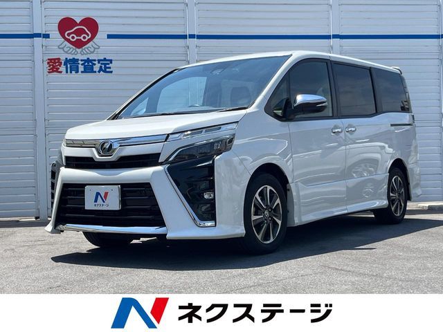 TOYOTA / VOXY