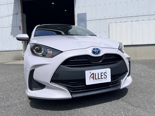 TOYOTA / YARIS HYBRID
