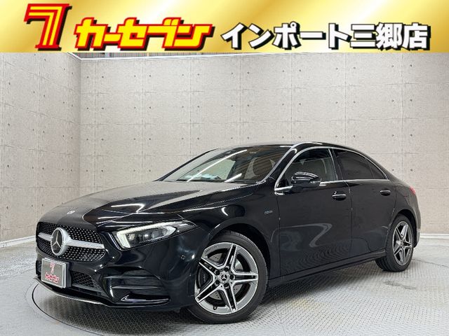 Japanese used car Ref# 1611009 MERCEDES BENZ / MERCEDES BENZ A class sedan
