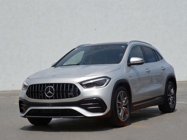 Japanese used car Ref# 1611448 MERCEDES BENZ / MERCEDES AMG GLA class