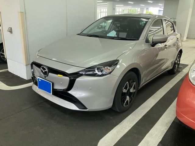 Japanese used car Ref# 1611529 MAZDA / マツダ２