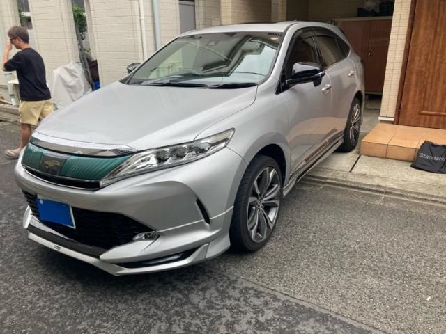 Japanese used car Ref# 1611587 TOYOTA / HARRIER 2WD