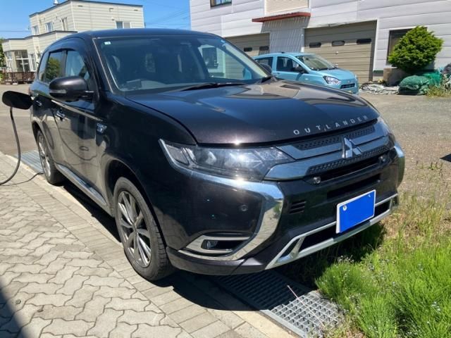 MITSUBISHI / OUTLANDER PHEV