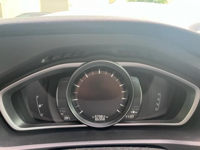 VOLVO / VOLVO V40