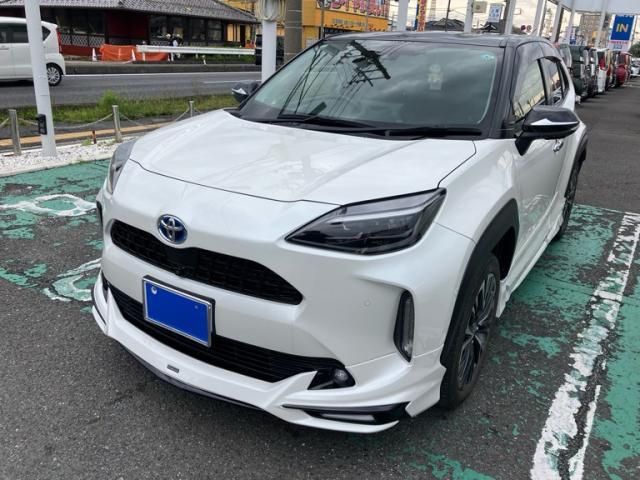 TOYOTA / YARIS CROSS HYBRID