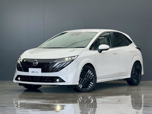 NISSAN / AURA