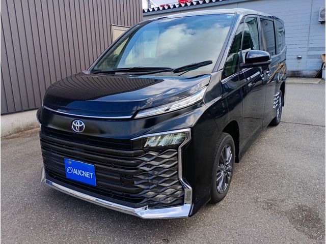 Japanese used car Ref# 1611703 TOYOTA / VOXY 4WD