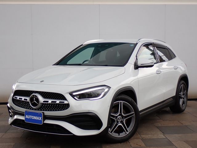 Japanese used car Ref# 1611784 MERCEDES BENZ / MERCEDES BENZ GLA class