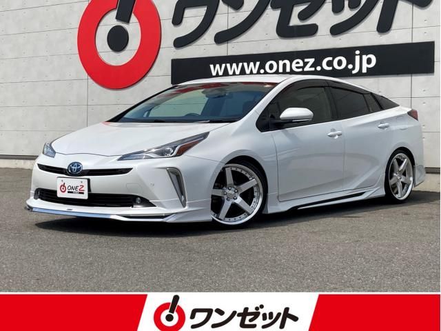 Japanese used car Ref# 1611975 TOYOTA / PRIUS