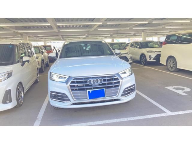Japanese used car Ref# 1612074 AUDI / AUDI Q5