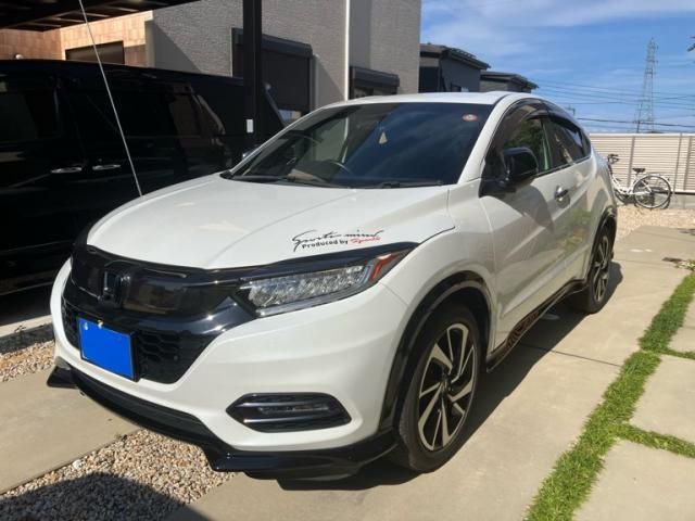 Japanese used car Ref# 1612075 HONDA / VEZEL