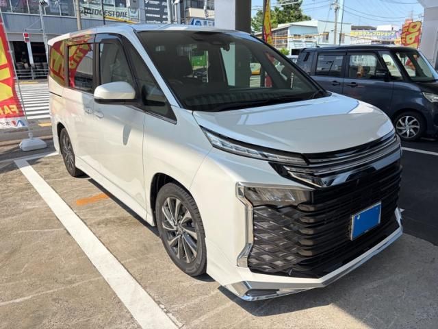 TOYOTA / VOXY