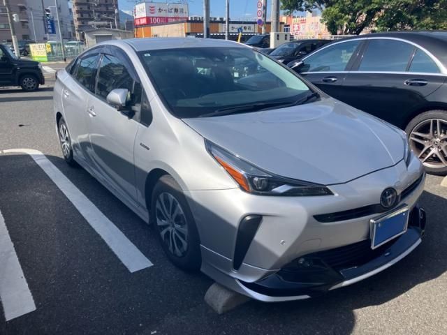 Japanese used car Ref# 1612101 TOYOTA / PRIUS
