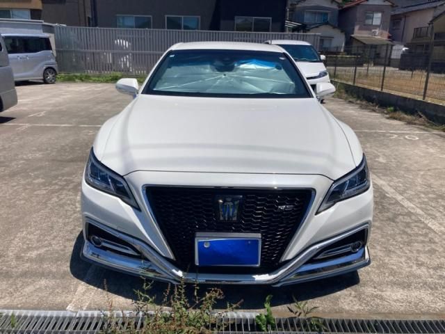 TOYOTA / CROWN sedan hybrid