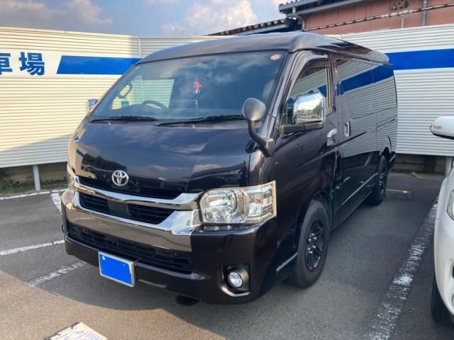 TOYOTA / HIACE van 2WD