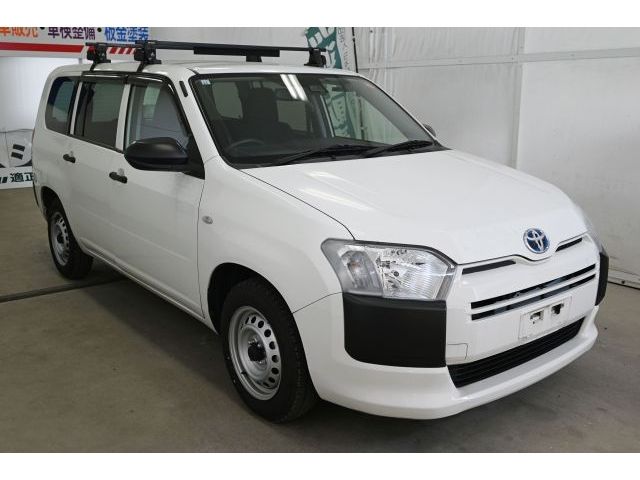 TOYOTA / PROBOX van HYBRID