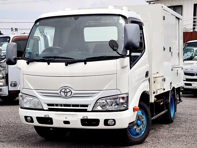 TOYOTA / DYNA