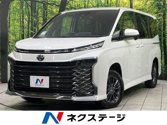 TOYOTA / VOXY 4WD