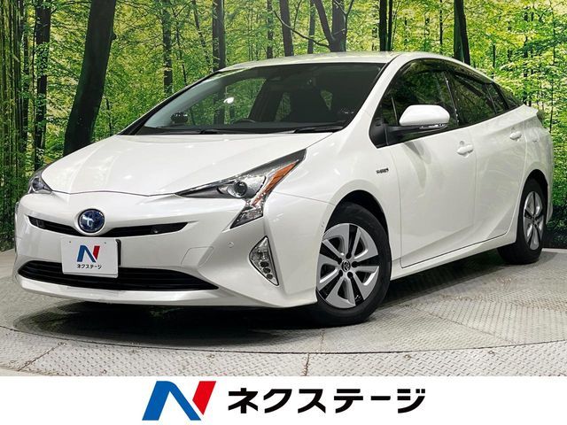 Japanese used car Ref# 1612701 TOYOTA / PRIUS