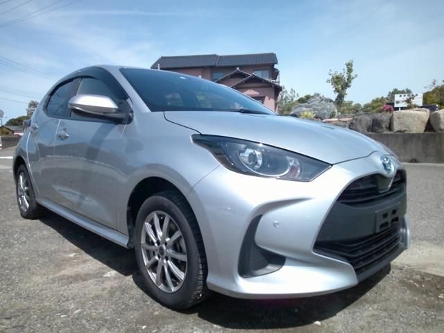 TOYOTA / YARIS HYBRID