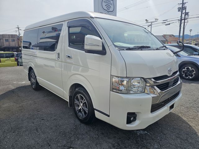 TOYOTA / HIACE van 2WD
