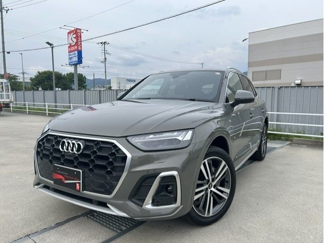 AUDI / AUDI Q5