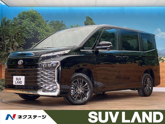 TOYOTA / VOXY 4WD
