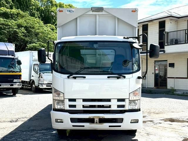 ISUZU / FORWARD