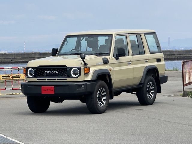 TOYOTA / LANDCRUISER 70