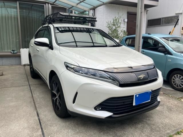 Japanese used car Ref# 1613513 TOYOTA / HARRIER 2WD