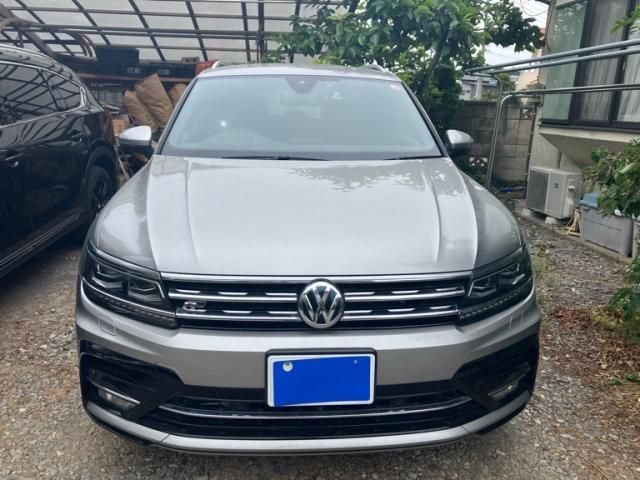 Japanese used car Ref# 1613514 VOLKSWAGEN / VOLKSWAGEN TIGUAN