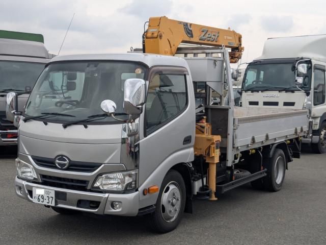 Japanese used car Ref# 1613601 HINO / DUTRO