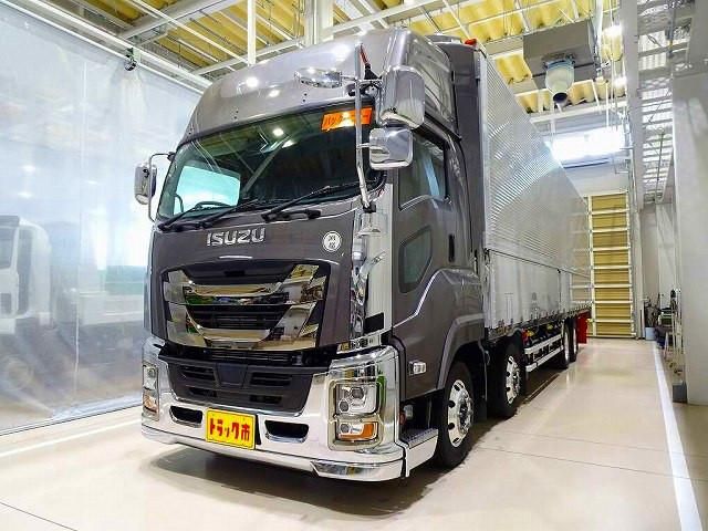 Japanese used car Ref# 1613632 ISUZU / GIGA
